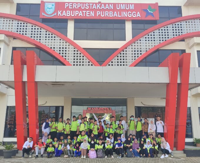 FIELD TRIP SLB PURBA ADHI SUTA KE PERPUSTAKAAN DAERAH PURBALINGGA